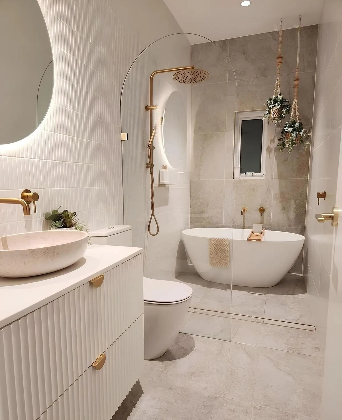 Curbless entry glass layout in modern luxury bathroom design