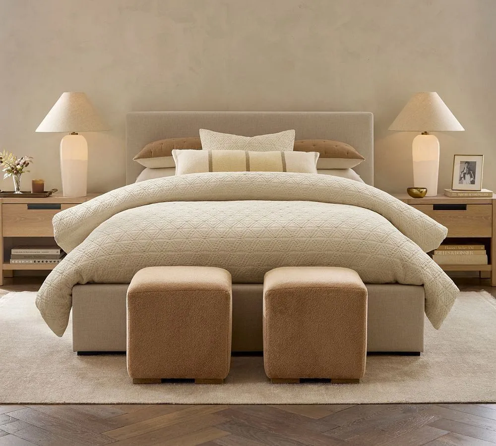 Symmetrical Luxury Bedroom with Ceramic Table Lamps